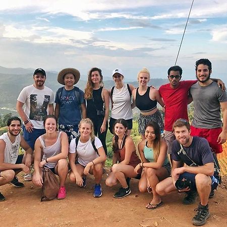 Spicythai Backpackers Chiang Mai Exterior photo