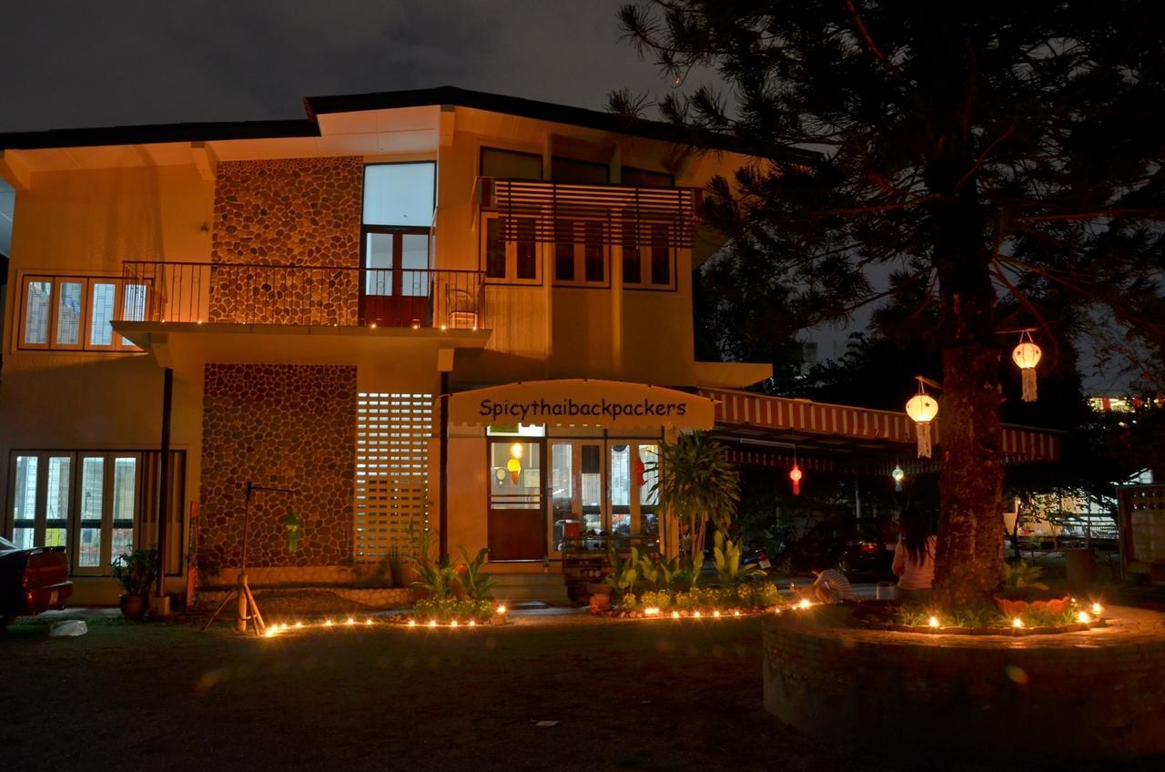 Spicythai Backpackers Chiang Mai Exterior photo